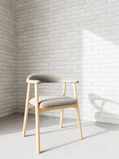 Addi (ruokatuoli käsinojilla monza 60 beige/ruskea)