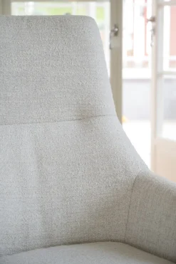 Conroe (lepotuoli vaalea beige kangas/beige metalli pyörivä)