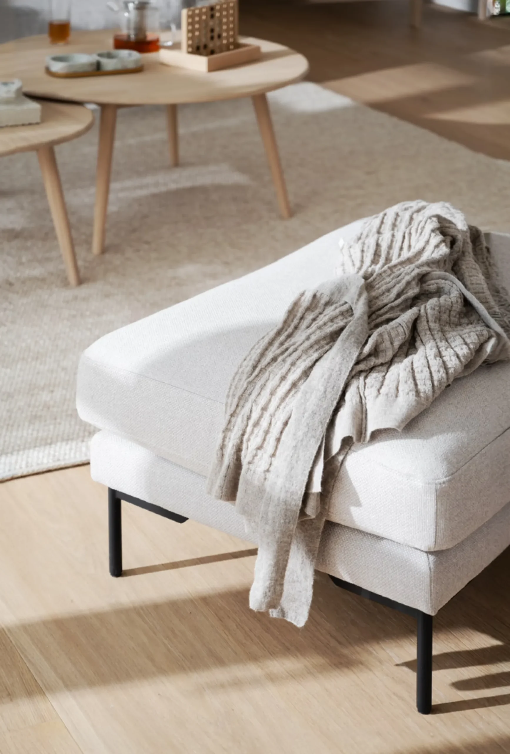 Corwin (rahi vaalea beige kangas rita 1)