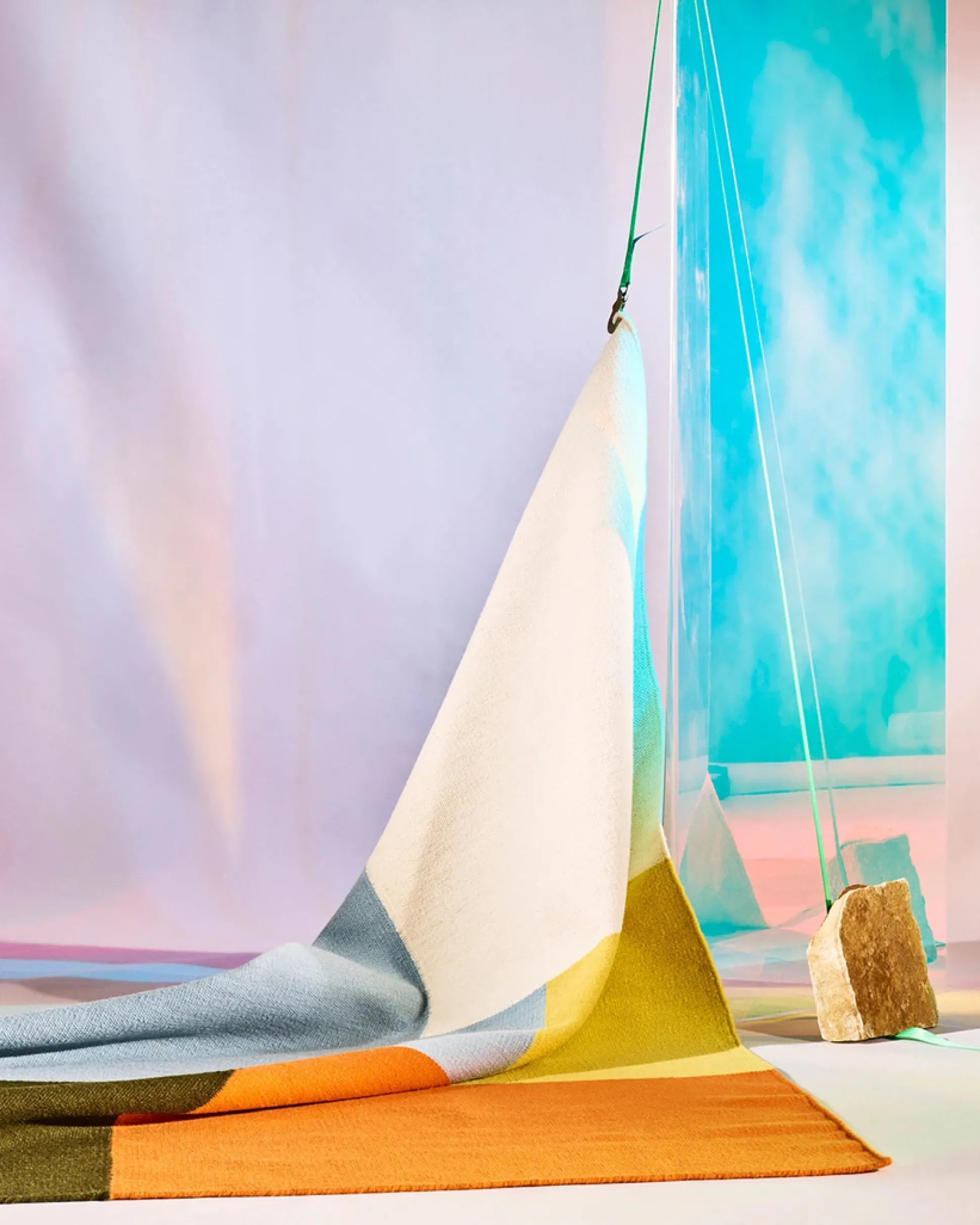 Kortteli (matto 200x300 white-yellow)