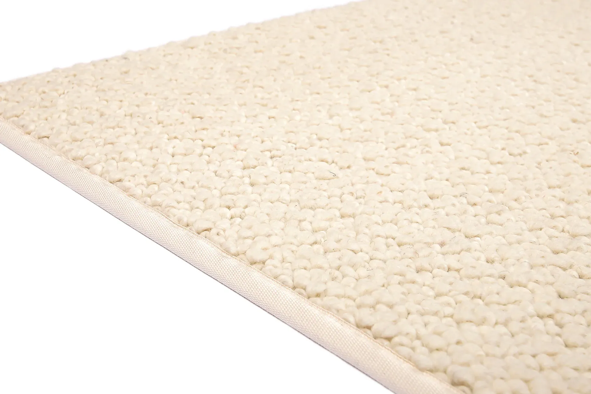 Loimu (valkoinen 240x340 cm matto)
