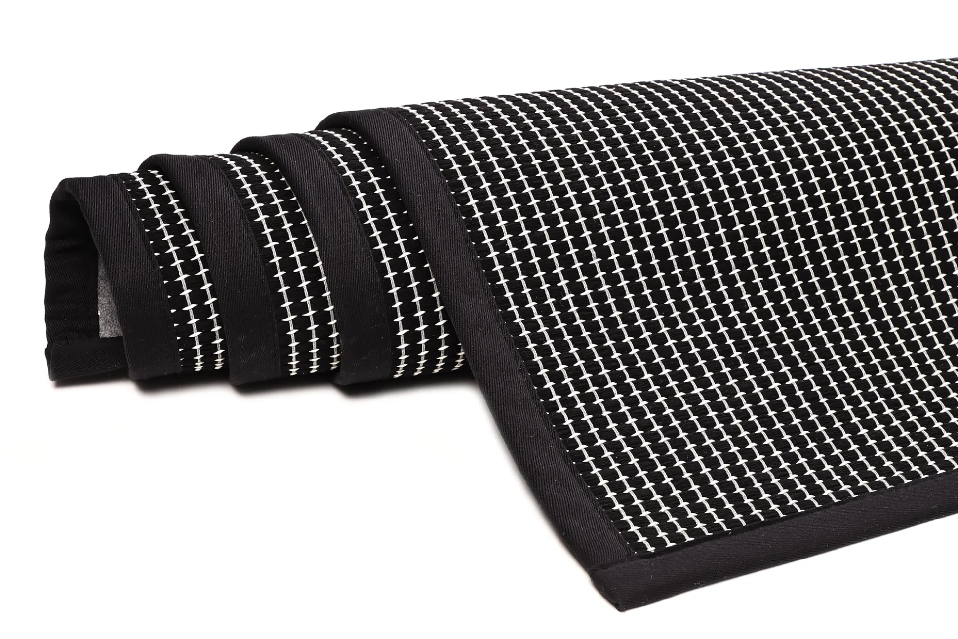 Lyyra (musta 160x230 cm matto)