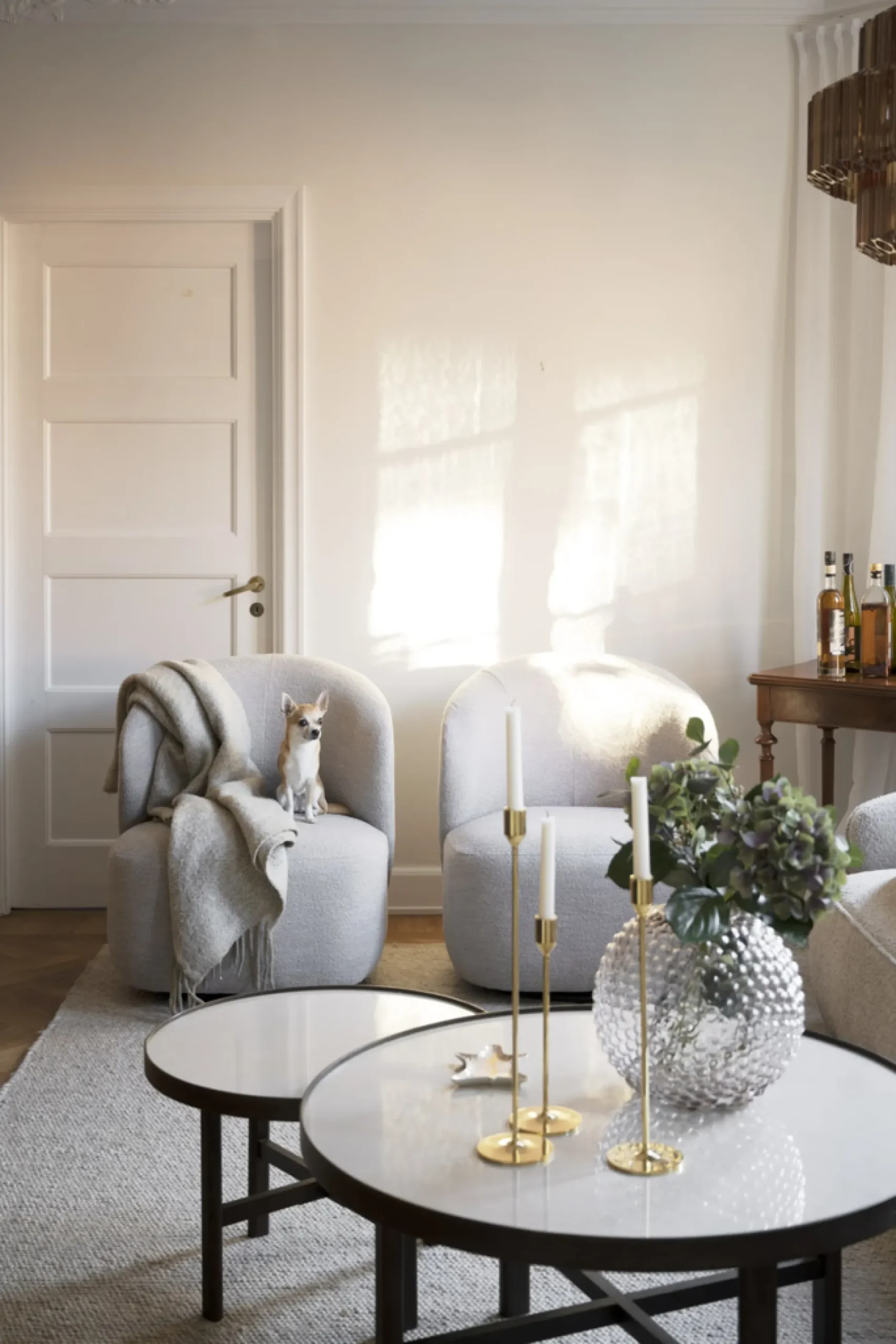 Marsden (sohvapöytä pyöreä 60 beige keramiikka/ruskea tammi)