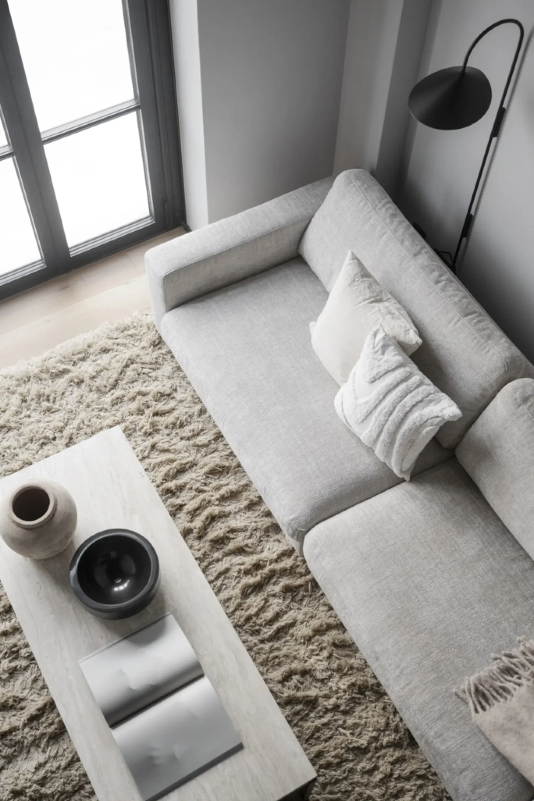 Orwel (sohvapöytä 140x60 beige travertiini/ruskea tammi)