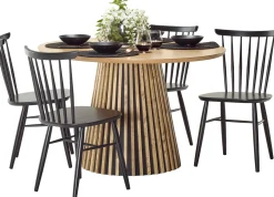 Venla (4-hengen ruokailuryhmä, pinnatuoleilla, musta/tammi ovaali 140 cm)